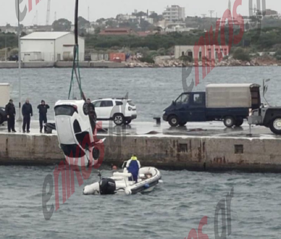 Αυτοκίνητο βούτηξε δίπλα στην φρεγάτα «ΘΕΜΙΣΤΟΚΛΗΣ» του Πολεμικού Ναυτικού