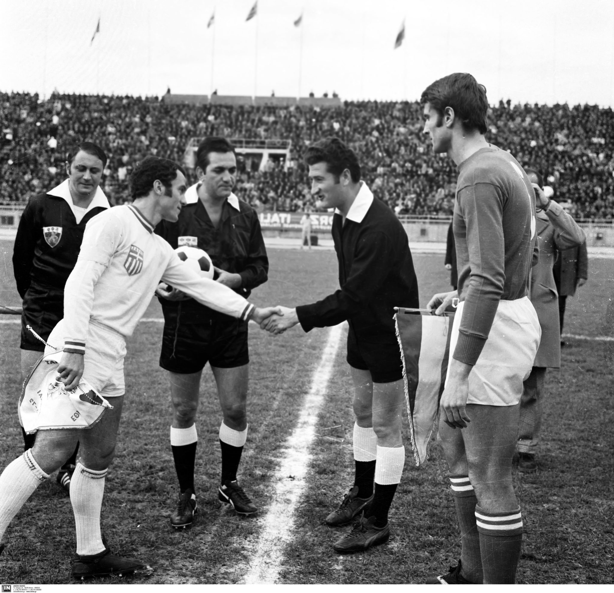 Μίμης Δομάζος