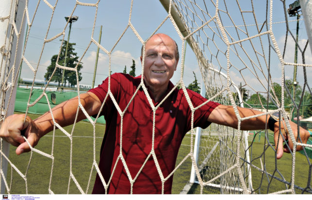 Μίμης Δομάζος