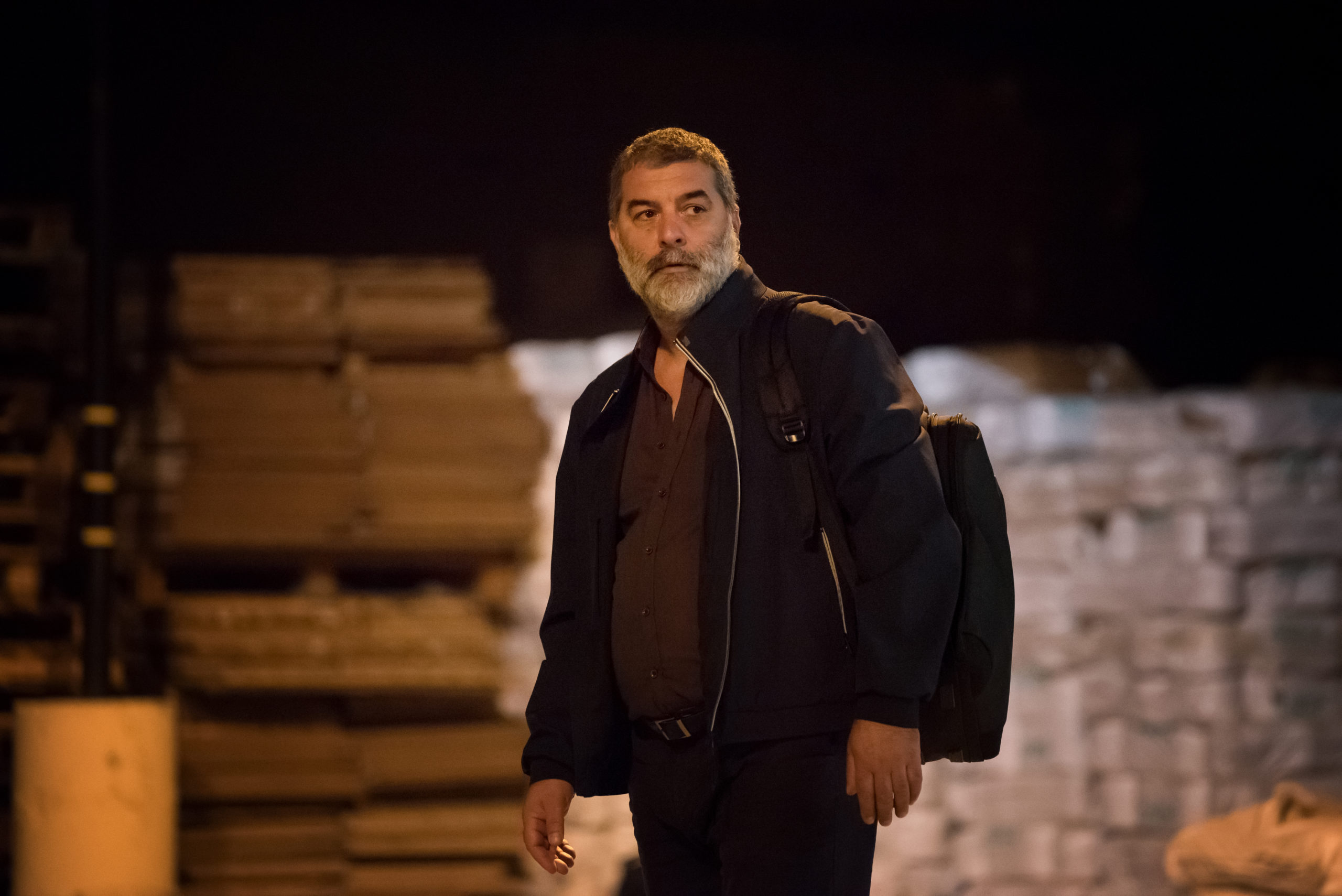 Βασίλης Μπισμπίκης: Κυκλοφόρησε το πρώτο τρέιλερ της ταινίας «ΣΠΑΣΜΕΝΗ ΦΛΕΒΑ» του Γιάννη Οικονομίδη που πρωταγωνιστεί