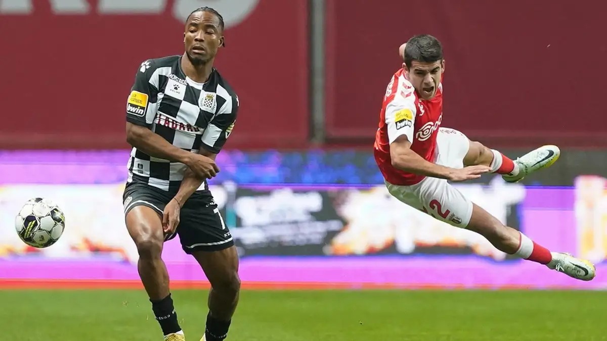 Ολυμπιακός: Προβάρει τα «ερυθρόλευκα» ο Μπρούνο Ονιεμαέτσι