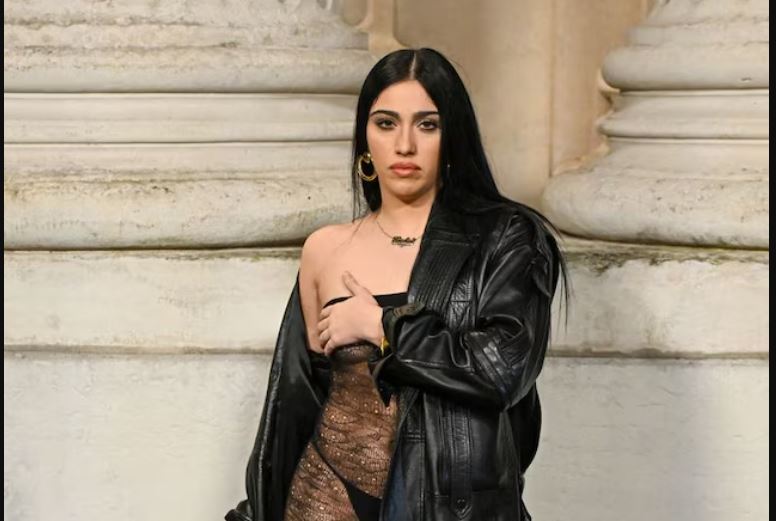 ΛΟΥΡΔΗ ΦΟΩΤΟ