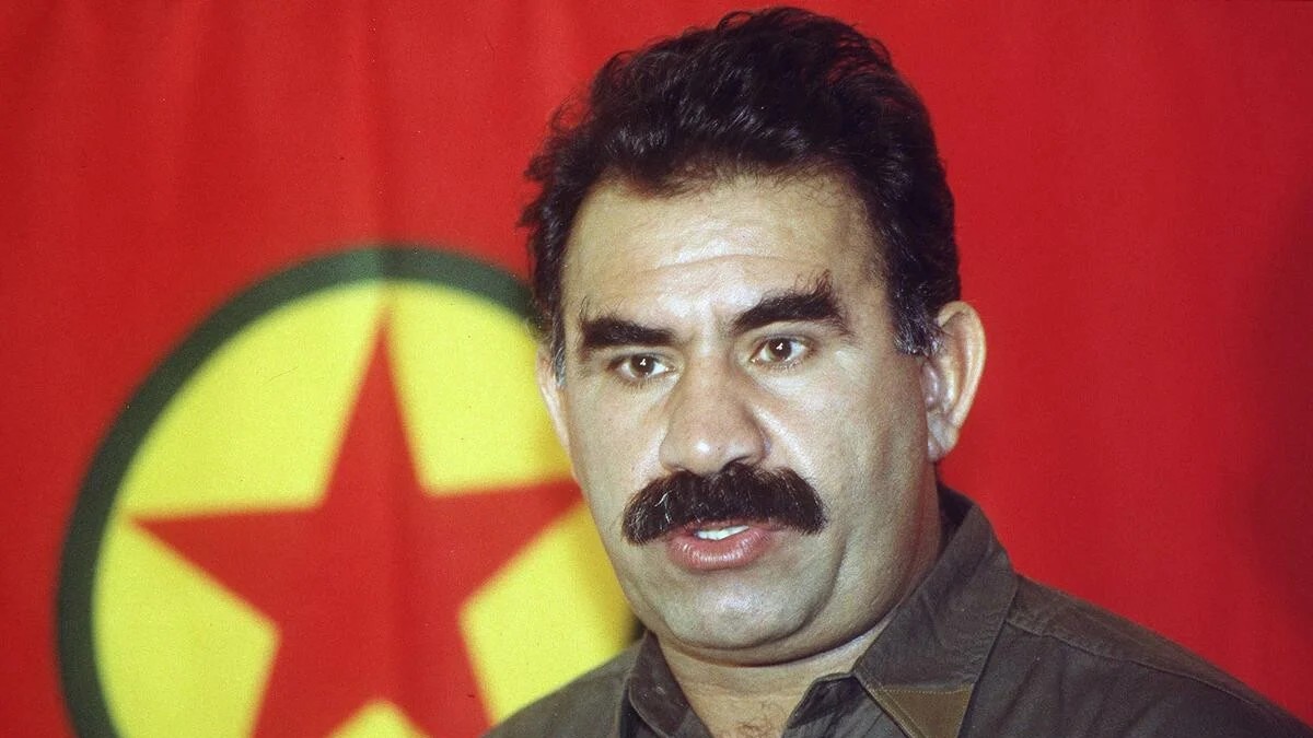 Διαπραγματεύσεις με την τουρκική κυβέρνηση για συμφιλίωση και αφοπλισμό του PKK επιδιώκει ο Οτσαλάν