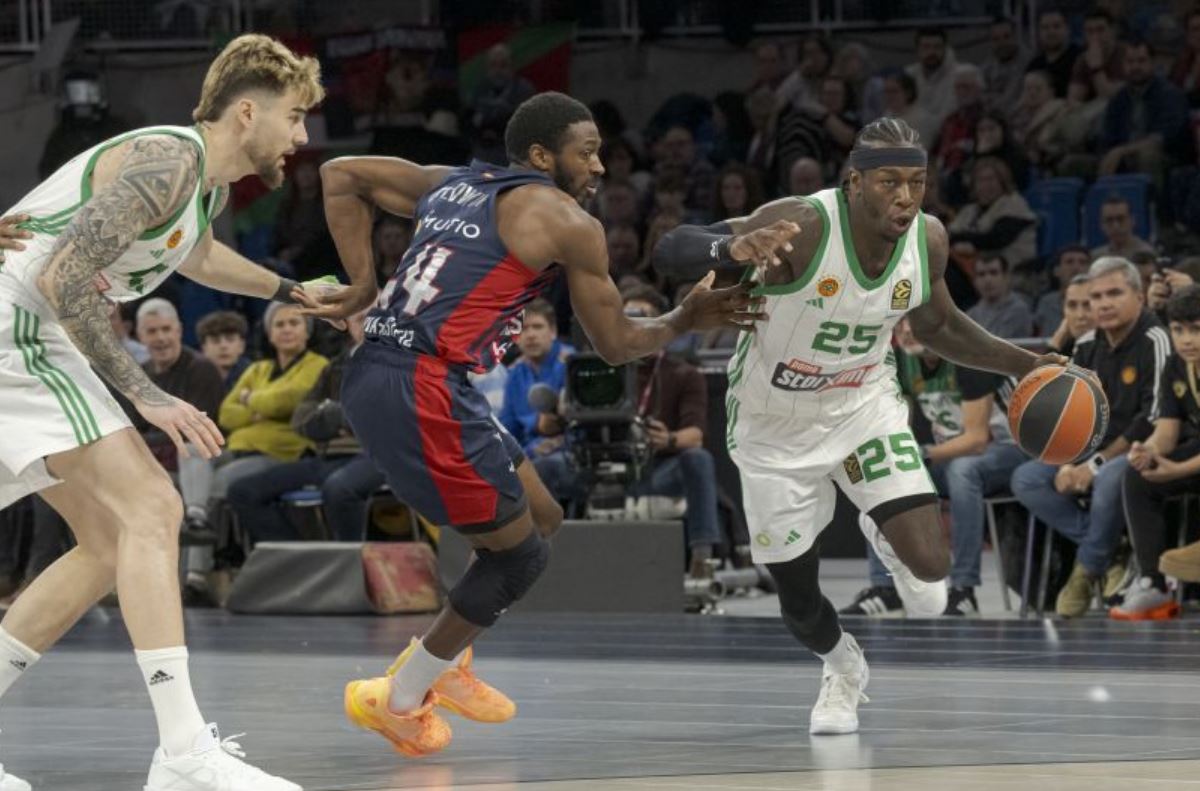 ΠΑΝΑΘΗΝΑΙΚΟΣ