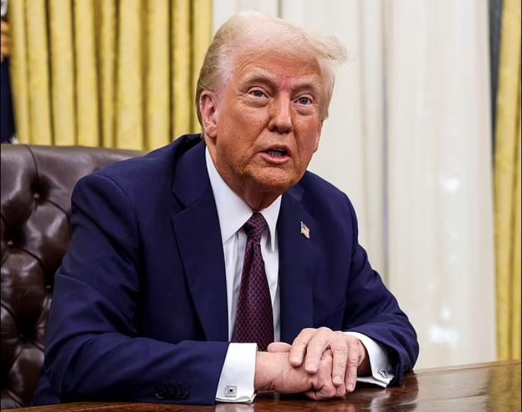 Τραμπ: Απειλεί με απέλαση τους αλλοδαπούς φοιτητές που συμμετείχαν σε κινητοποιήσεις υπέρ των Παλαιστινίων