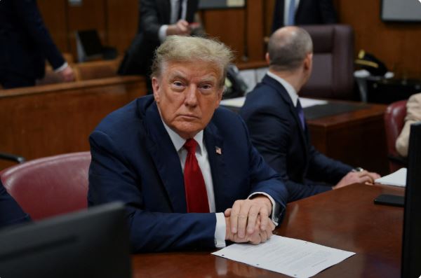 Τραμπ: Προσέφυγε στο Εφετείο ζητώντας πάλι να απορριφθεί η καταδίκη του για την υπόθεση της Στόρμι Ντάνιελς