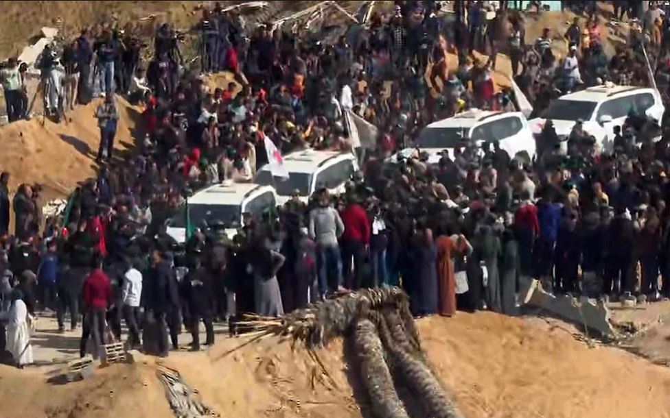 Ισραήλ: Ολοκλήρωσε την απελευθέρωση των κρατουμένων μετά την εντολή αναστολής