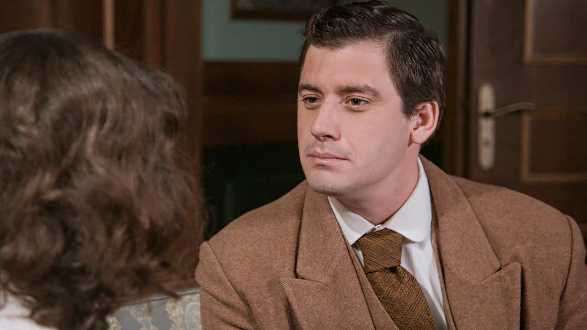 «Grand Hotel»: Η άφιξη του Ορφέα Γαζή στο ξενοδοχείο αλλάζει τα πάντα