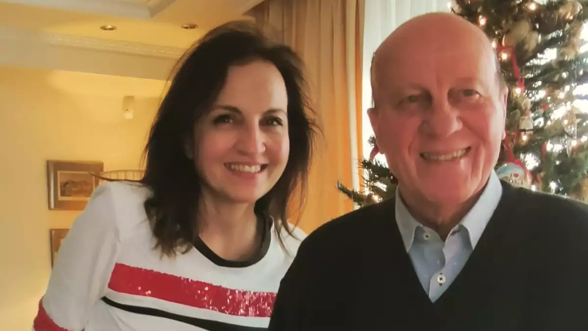 Μίμης Δομάζος: Έκκληση από την οικογένειά του για αίμα – Η ανάρτηση της κόρης του