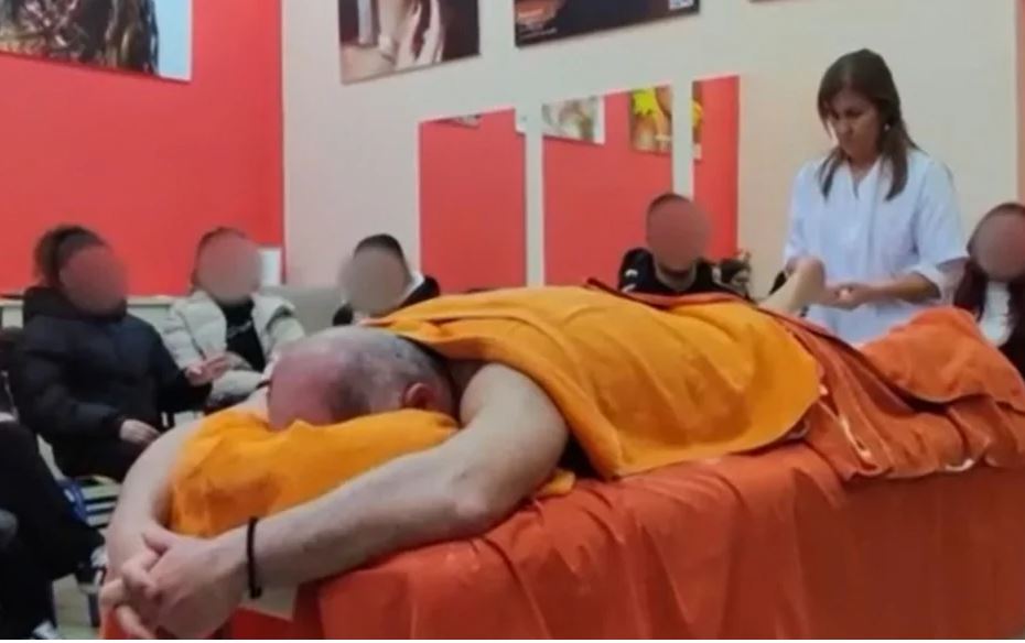 Καθηγητής ΕΠΑΛ έβαλε μαθητές να του κάνουν μασάζ