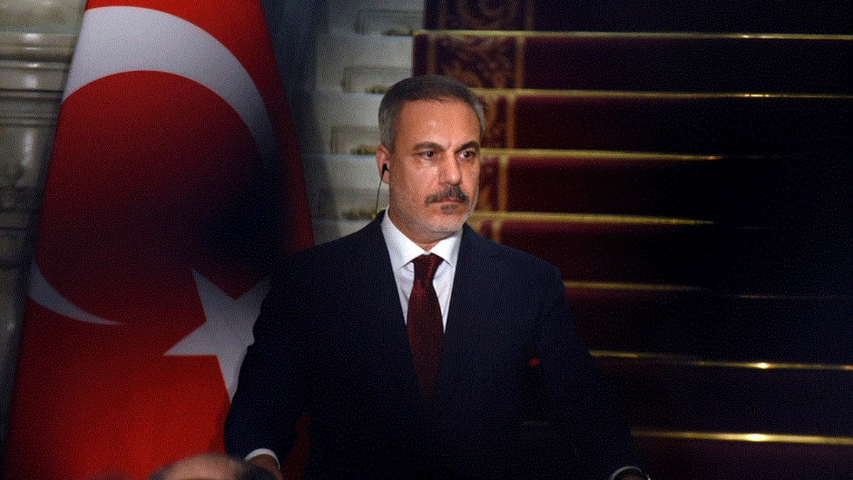 Χακάν Φιντάν: «Δεν θα διστάσουμε να πολεμήσουμε» – Χαρακτήρισε τον Άμπου Μοχάμεντ αλ Τζολάνι, «ορθολογικό και στιβαρό»