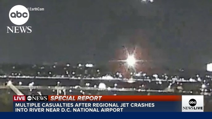 Ουάσινγκτον: Η στιγμή της σύγκρουσης του αεροπλάνου με το ελικόπτερο – Δείτε βίντεο