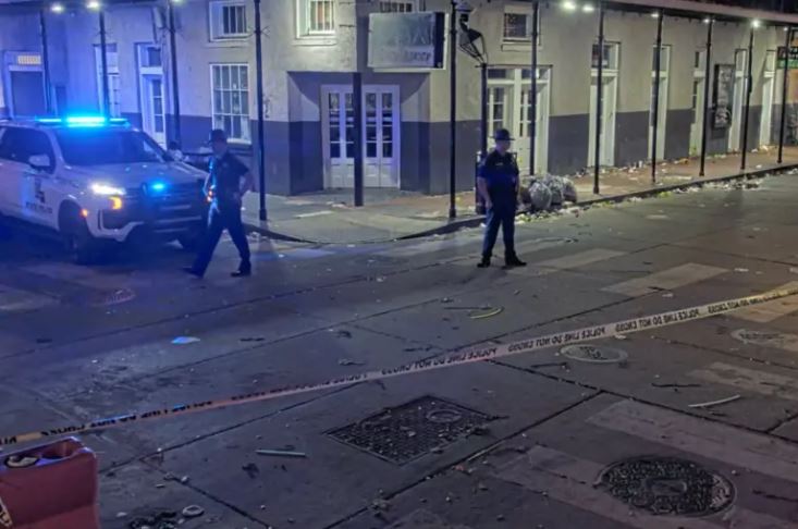 Νέα Ορλεάνη: Οδηγός έπεσε πάνω σε πολίτες που γιόρταζαν μετά το ρεβεγιόν – Τουλάχιστον ένας νεκρός