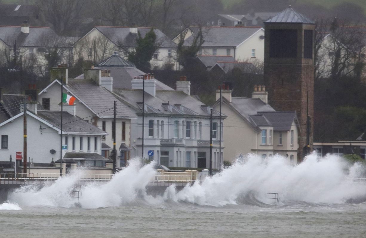 ΙΡΛΑΝΔΙΑ ΘΥΕΛΛΑ