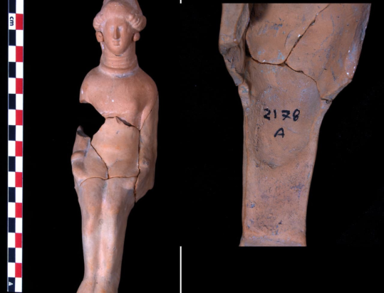 Εκπληκτική ανακάλυψη: Ανάλυση των δαχτυλικών αποτυπωμάτων σε αγαλματίδια της αρχαιότητας, αποκάλυψε ότι τα κατασκεύαζαν γυναίκες και παιδιά – τι αποκαλύπτει για το εμπορικό δίκτυο και τις επιρροές της αρχαίας Ελλάδας. Φωτογραφία: Franck Goddio / Hilti Foundation