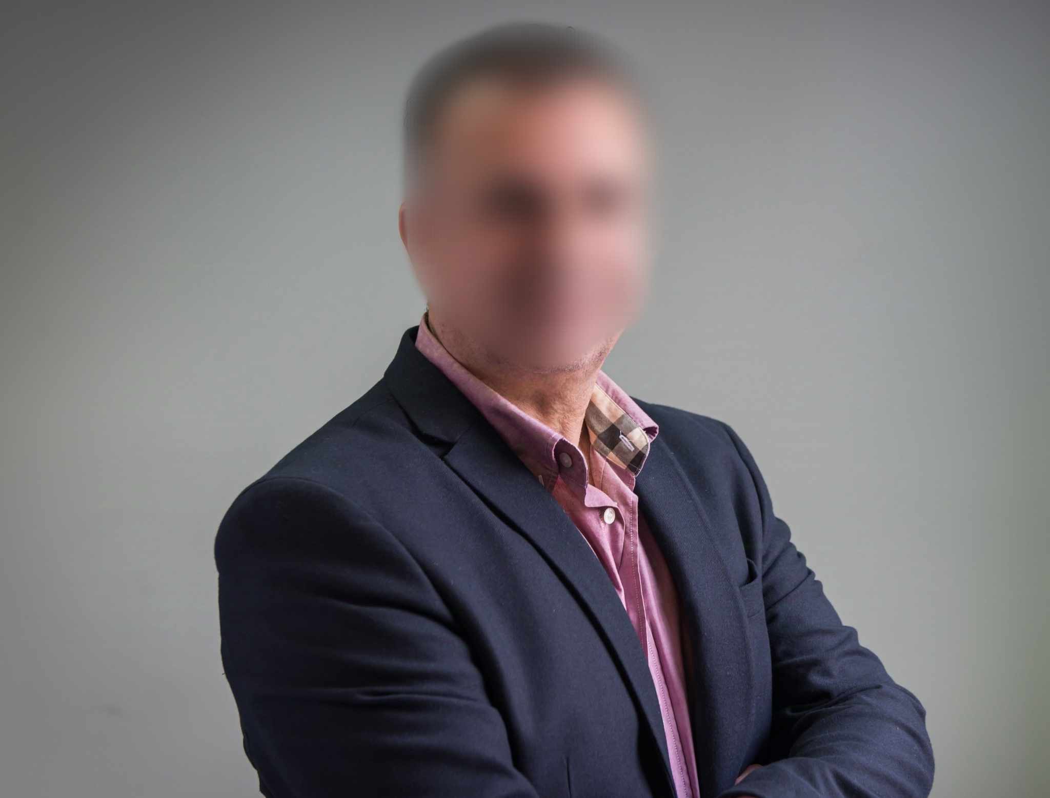 Καθηγητής Ηλιούπολη Ασέλγεια