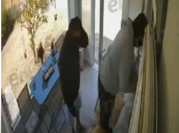 Αττική: Βίντεο ντοκουμέντα από τη δράση των διαρρηκτών που «άδειαζαν» σπίτια – Πάνω από 344.000 ευρώ η λεία τους