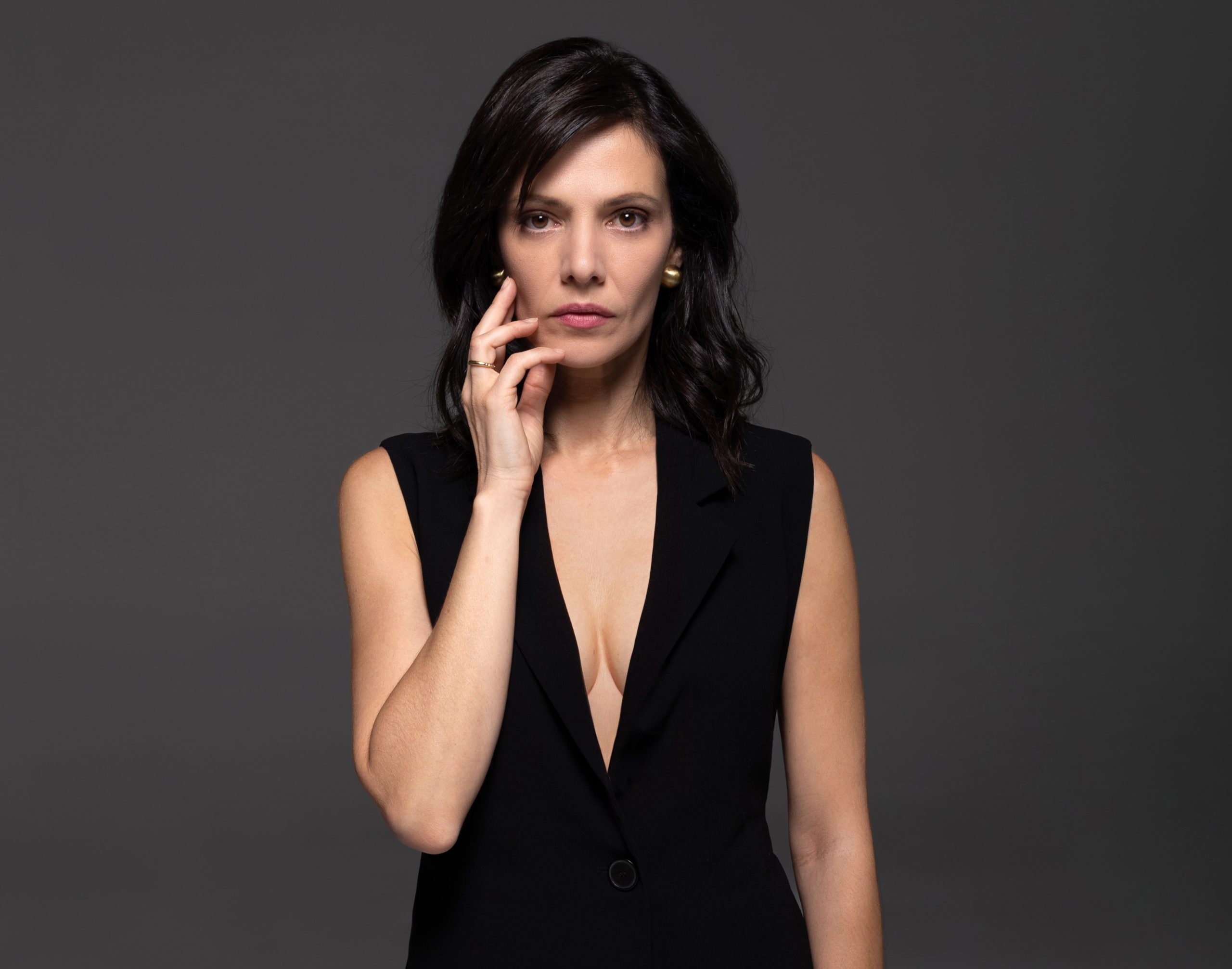 «Παιχνίδια εκδίκησης»: Η Μαριλίτα Λαμπροπούλου περιγράφει πώς ξεκινά η ιστορία