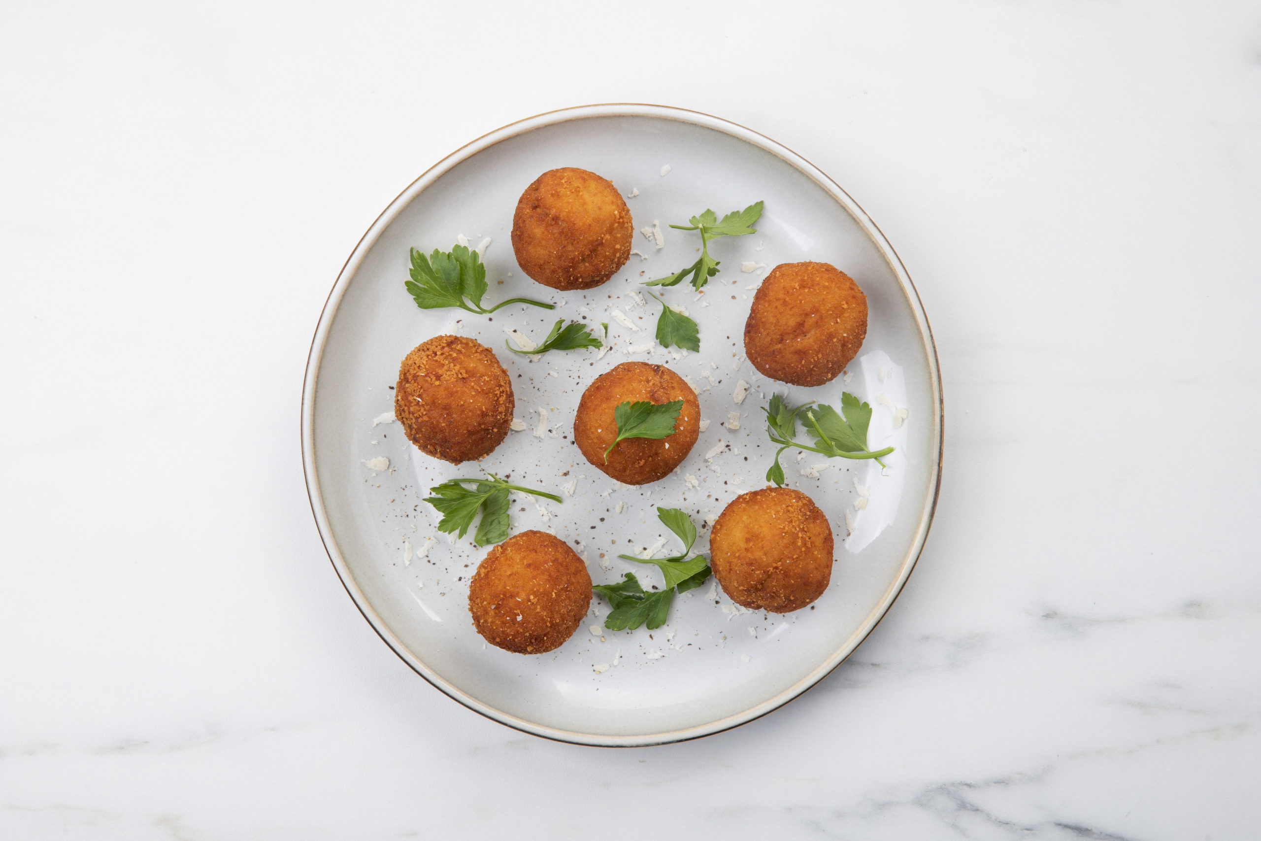 Συνταγή για απολαυστικές τυροκροκέτες γεμιστές με ελιές