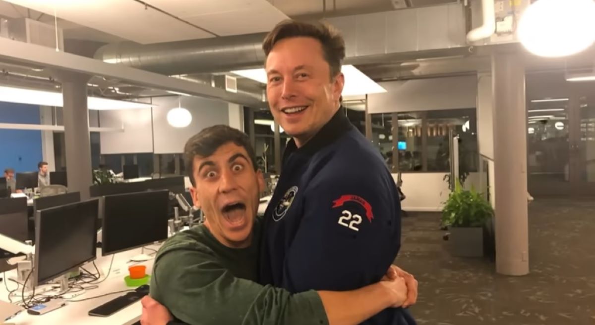 Έλον Μασκ Φειδίας Παναγιώτου