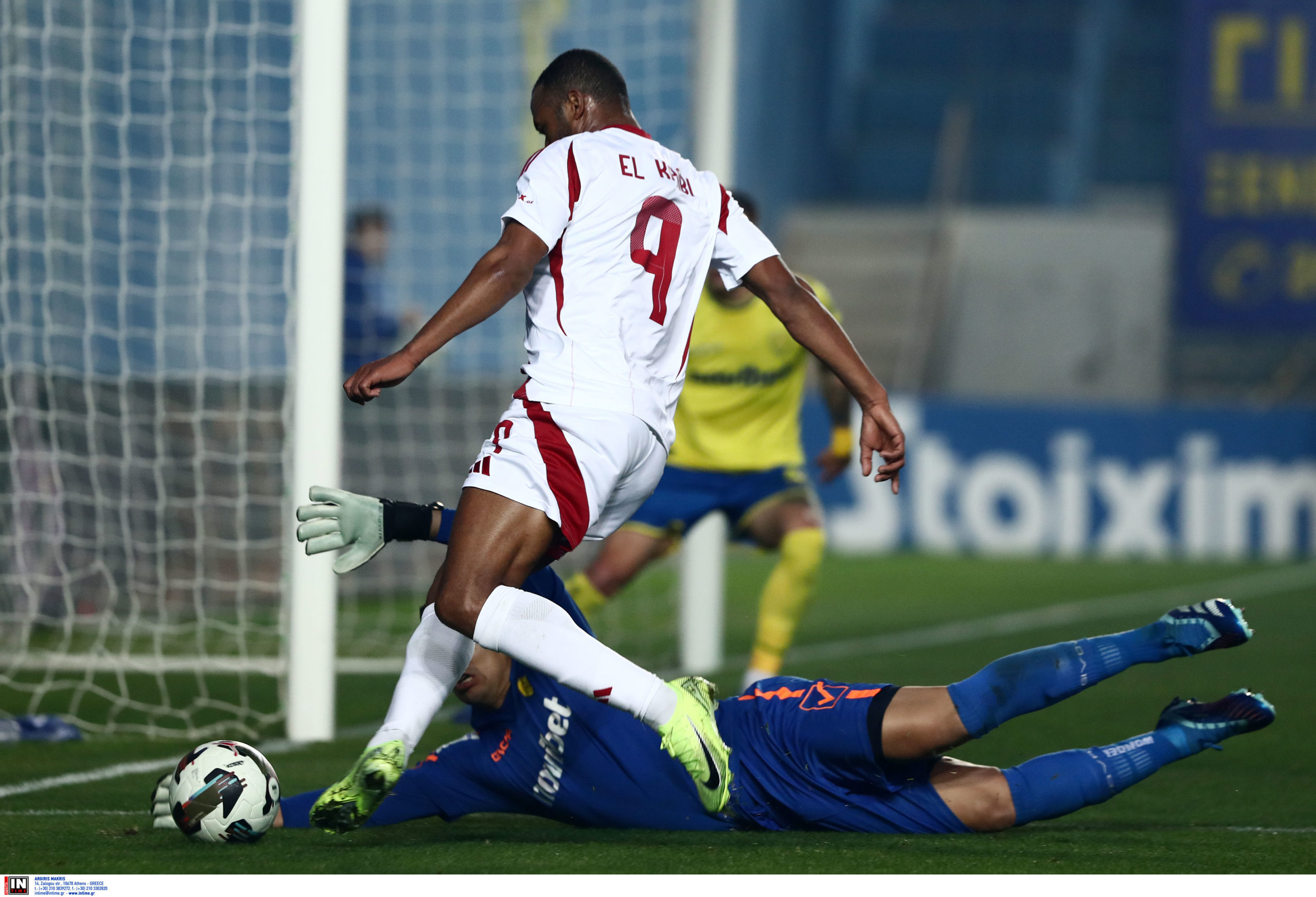 Παναιτωλικός – Ολυμπιακός 0-2: «Διπλό» στο Αγρίνιο και… επιστροφή στην κορυφή