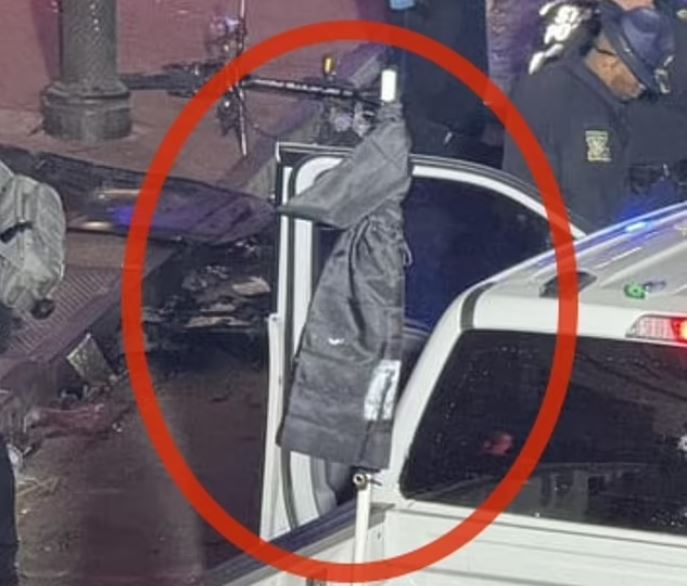 Μακελειό στην Νέα Ορλεάνη: Το μυστηριώδες σκούρο αντικείμενο στο πίσω μέρος του αυτοκινήτου και οι υποψίες που προκαλεί