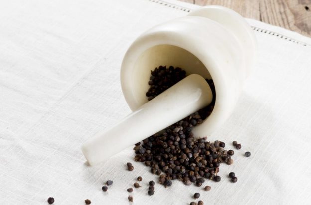 Τι σημαίνει η φράση «πώς το τρίβουν το πιπέρι» και από πού προέρχεται