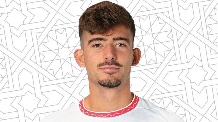 Συνελήφθη παίκτης της Σεβίλλης – Κατηγορείται ότι δεχόταν σκόπιμα κίτρινες κάρτες