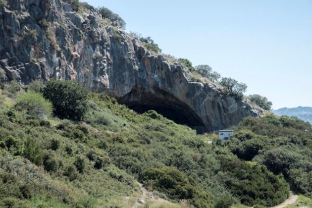 Σπήλαιο Φράγχθι