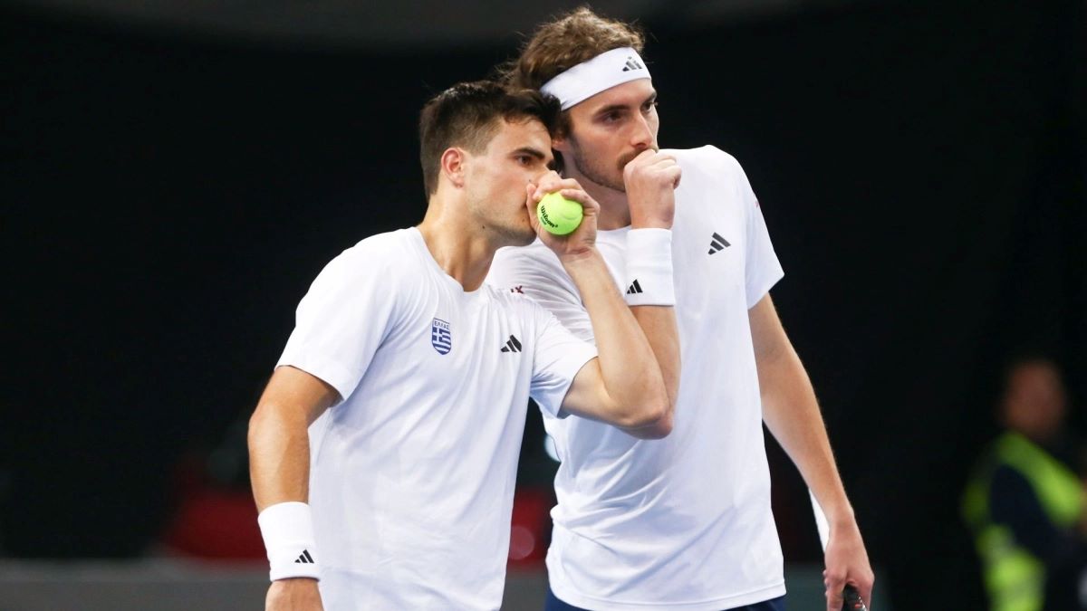 Australian Open: Τα αδέλφια Τσιτσιπά αποσύρθηκαν από το διπλό ανδρών – Στην κληρωτίδα οι Θανάσης Κοκκινάκης και Νικ Κύργιος