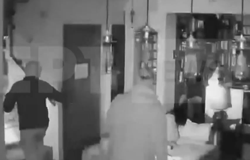 Θεσσαλονίκη: Βίντεο ντοκουμέντο από διάρρηξη σε μονοκατοικία στην Άσσηρο