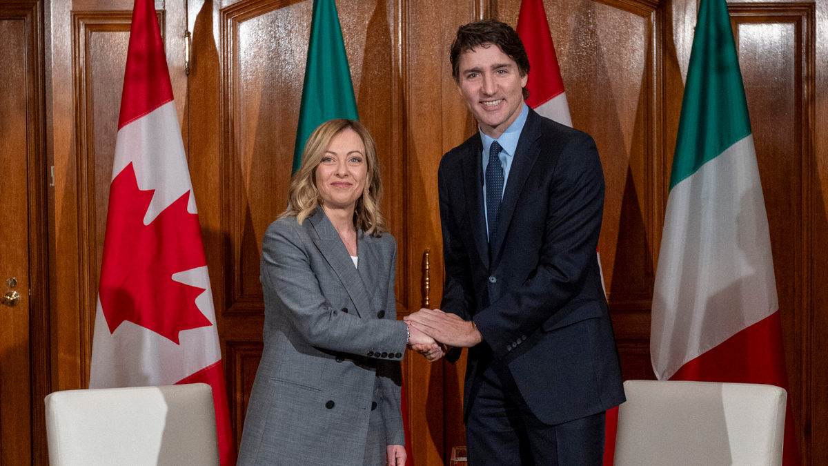 Τζόρτζια Μελόνι σε Τζάστιν Τριντό: «Προτεραιότητα για την Ιταλία η επίτευξη ειρήνης στην Ουκρανία»