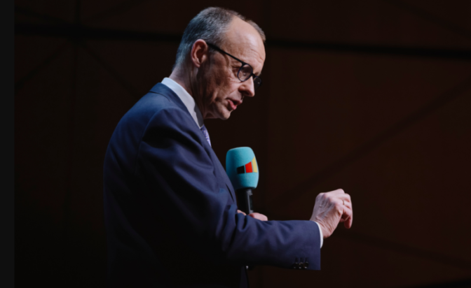 Φρίντριχ Μερτς