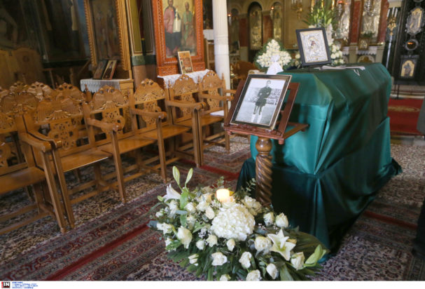 Τάκης Οικονομόπουλος