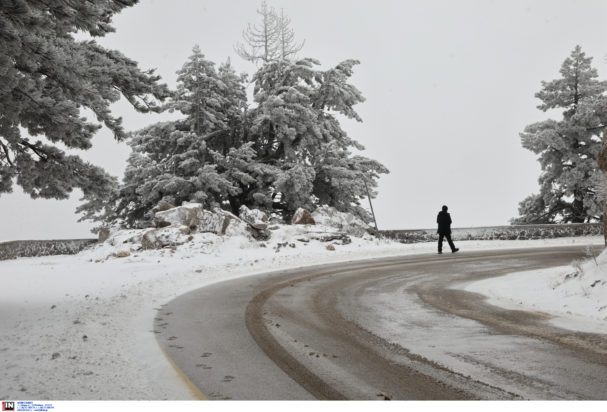 Χιόνια Πάρνηθα