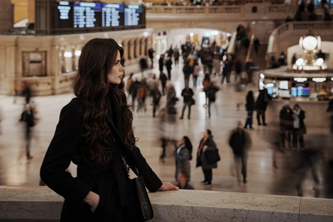 Οι γυναίκες που νιώθουν ότι έχουν χαραμίσει τα καλύτερά τους χρόνια, συνήθως μετανιώνουν για αυτά τα 9 πράγματα