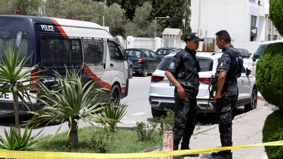 Τυνησία: Σε θάνατο καταδικάστηκαν οκτώ κατηγορούμενοι για τη δολοφονία του βουλευτή της Αριστεράς Μπράχμι το 2013