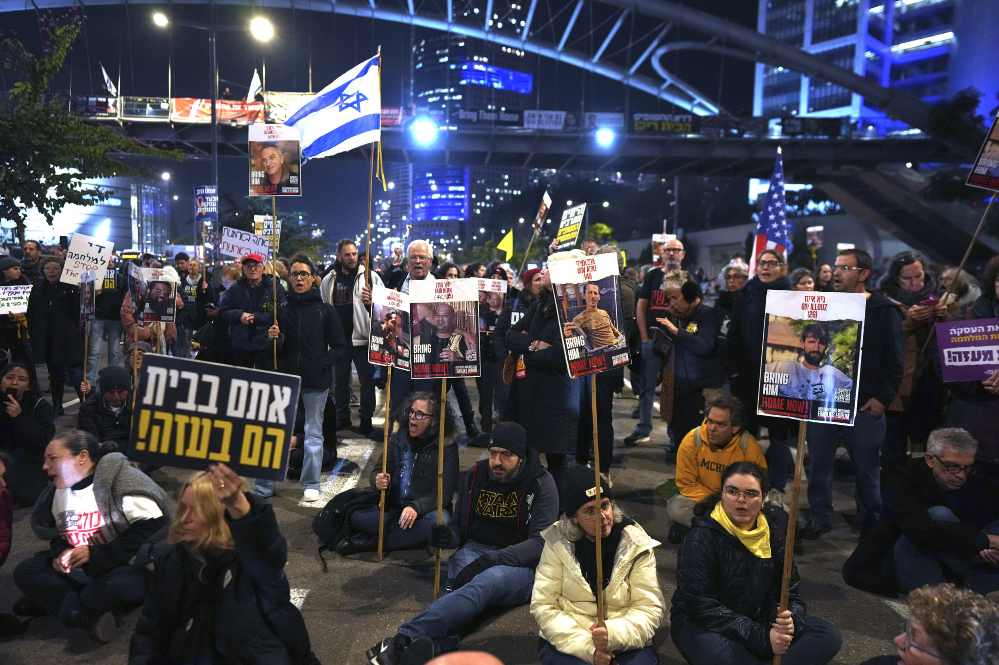 Ισραήλ Χαμάς όμηροι συγγενείς