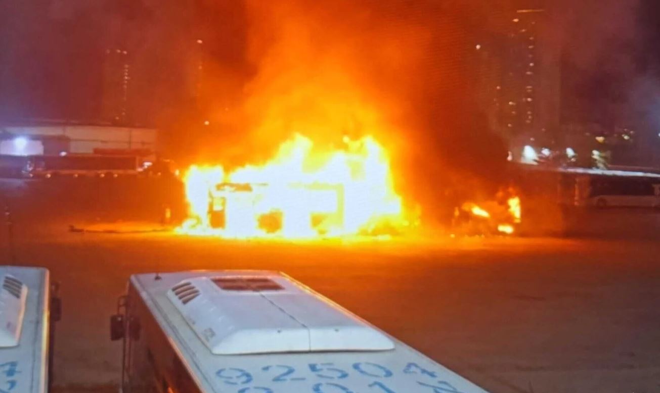 Ισραήλ: Ταυτόχρονες εκρήξεις σε λεωφορεία στο Τελ Αβίβ – Υποψίες για τρομοκρατικό χτύπημα