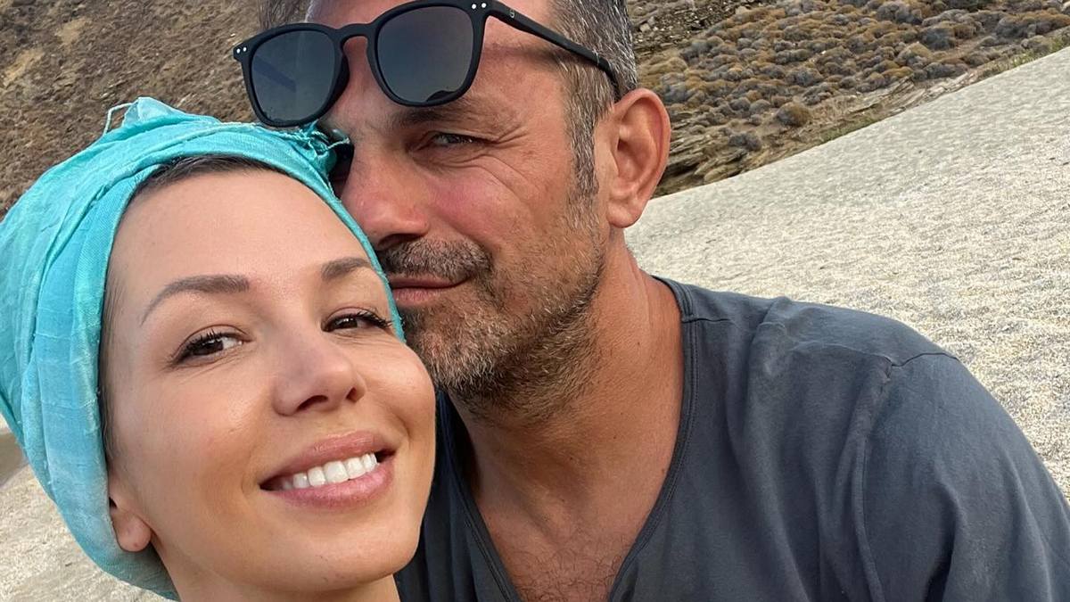 Αλεξάνδρα Νικολαΐδου: Η άγνωστη μάχη της συντρόφου του Ντέμη Νικολαΐδη, με τον καρκίνο