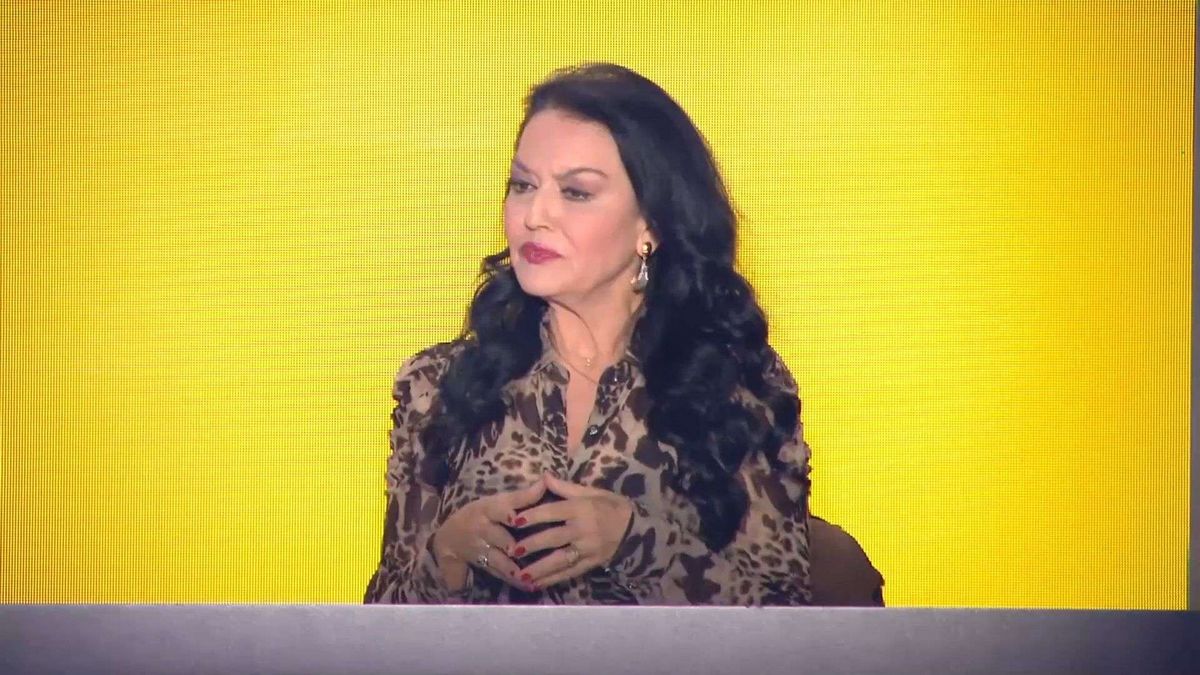 «Τα Τετράγωνα των Αστέρων»: Η επική ιστορία της Ελένης Φιλίνη – Έσπασε το κρεβάτι σε ερωτική σκηνή με τον Παύλο Ευαγγελόπουλο