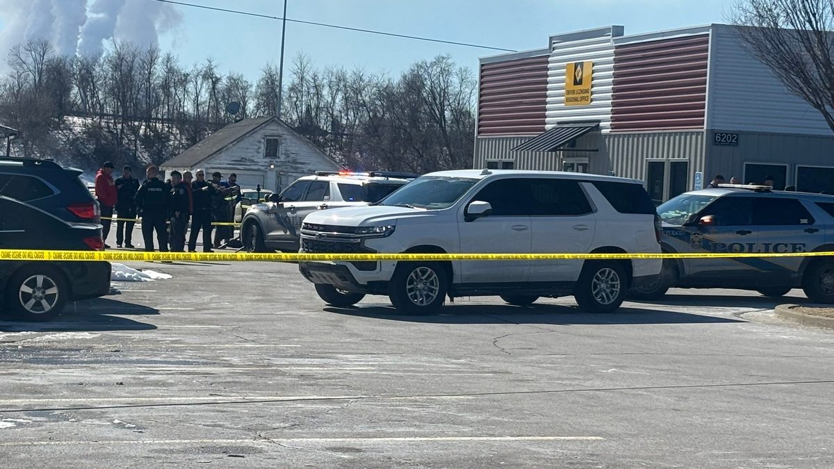 Κεντάκι: Πυροβολισμοί με τρεις νεκρούς έξω από κέντρο έκδοσης αδειών οδήγησης – Διέφυγε ο δράστης