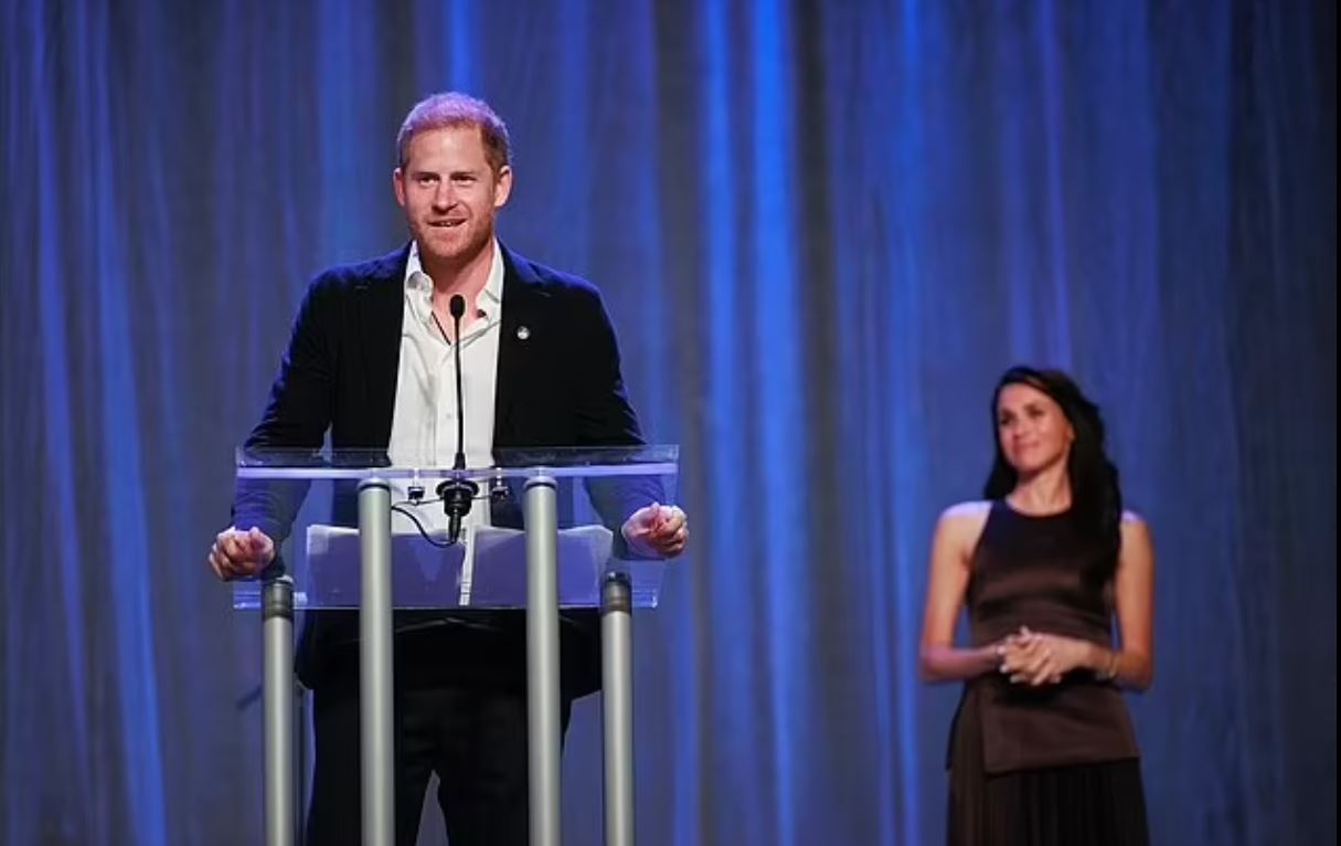 Τραμπ: Δεν θα απελάσει από τις ΗΠΑ τον πρίγκιπα Χάρι – «Έχει αρκετά προβλήματα με την σύζυγό του»