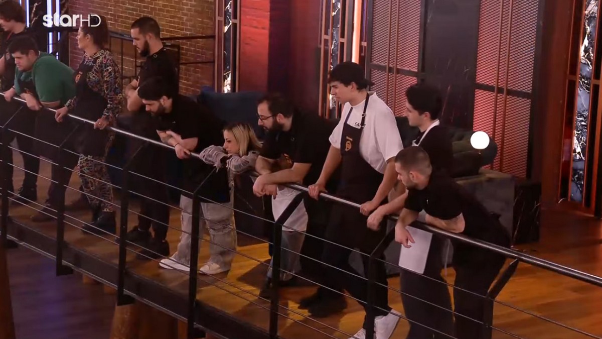 MasterChef 2025: Μπλε εναντίον Κόκκινων – Ποια ομάδα βγήκε νικήτρια; – Η ανακοίνωση του Σωτήρη Κοντιζά