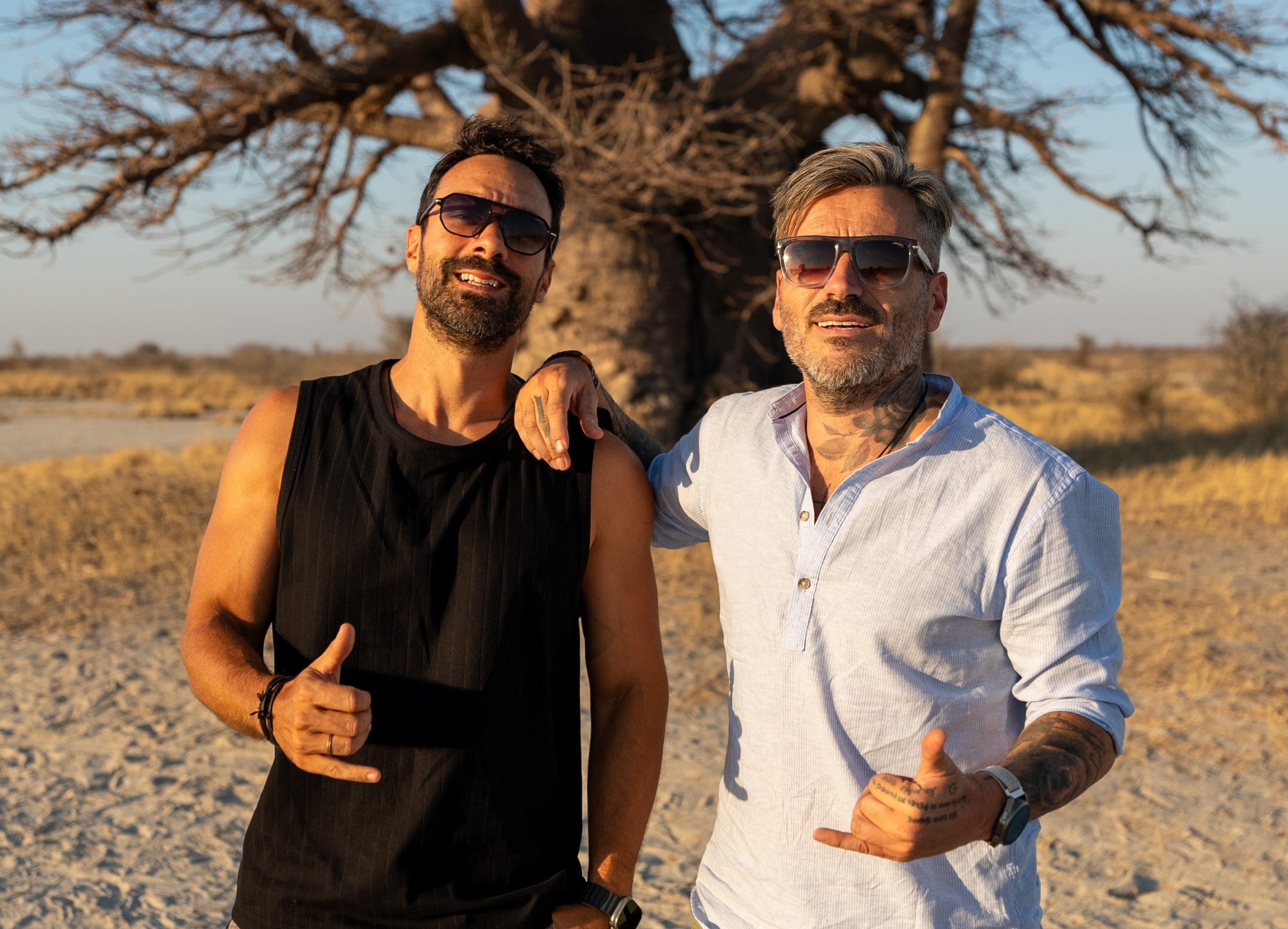 «The Reunion»: Σάκης Τανιμανίδης και Γιώργος Μαυρίδης μάς ξεναγούν στην Μποτσουάνα