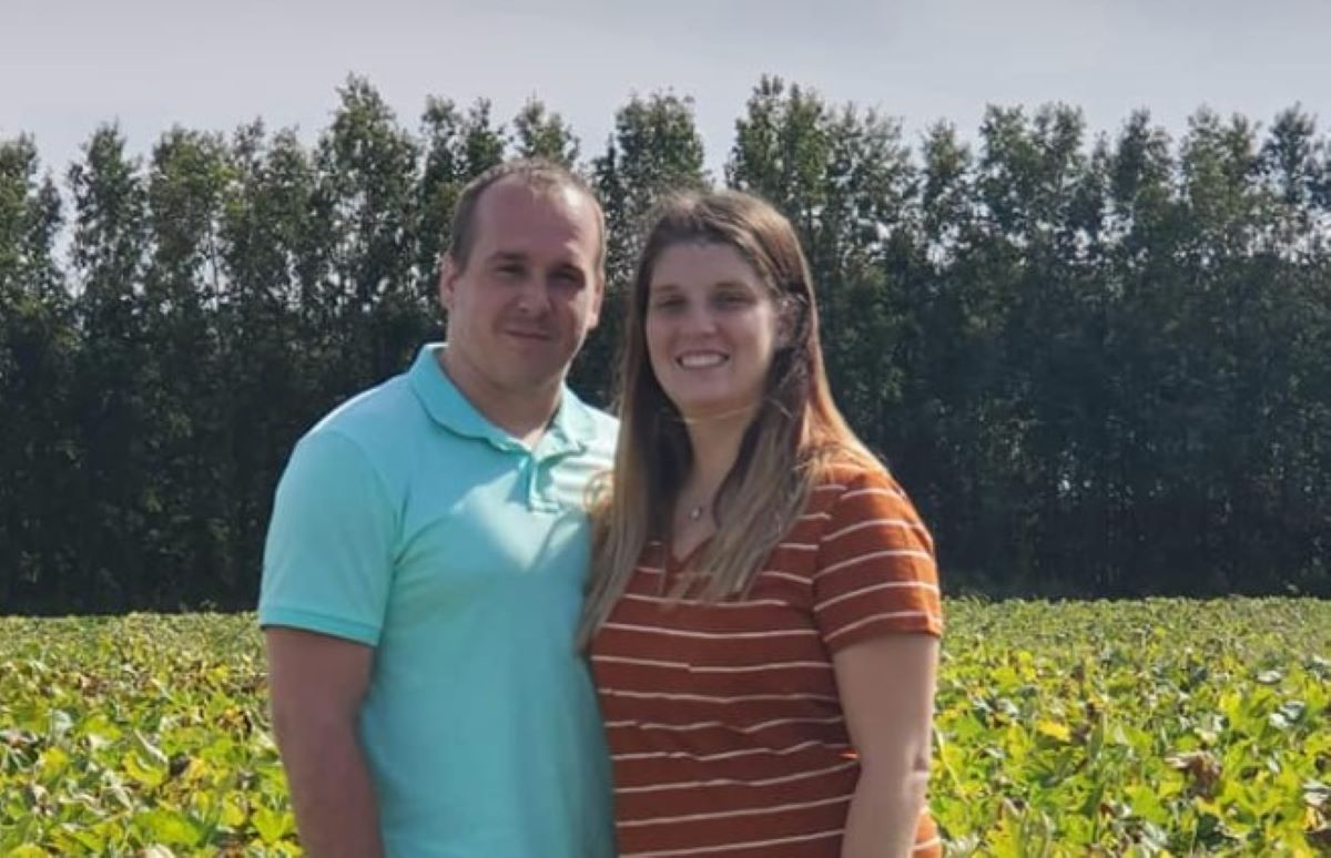 Σκότωσε την σύζυγό του με 40 μαχαιριές την Ημέρα του Αγίου Βαλεντίνου – Οι υποψίες για απιστία και η φωτογραφία που έστειλε σε συνάδελφό της