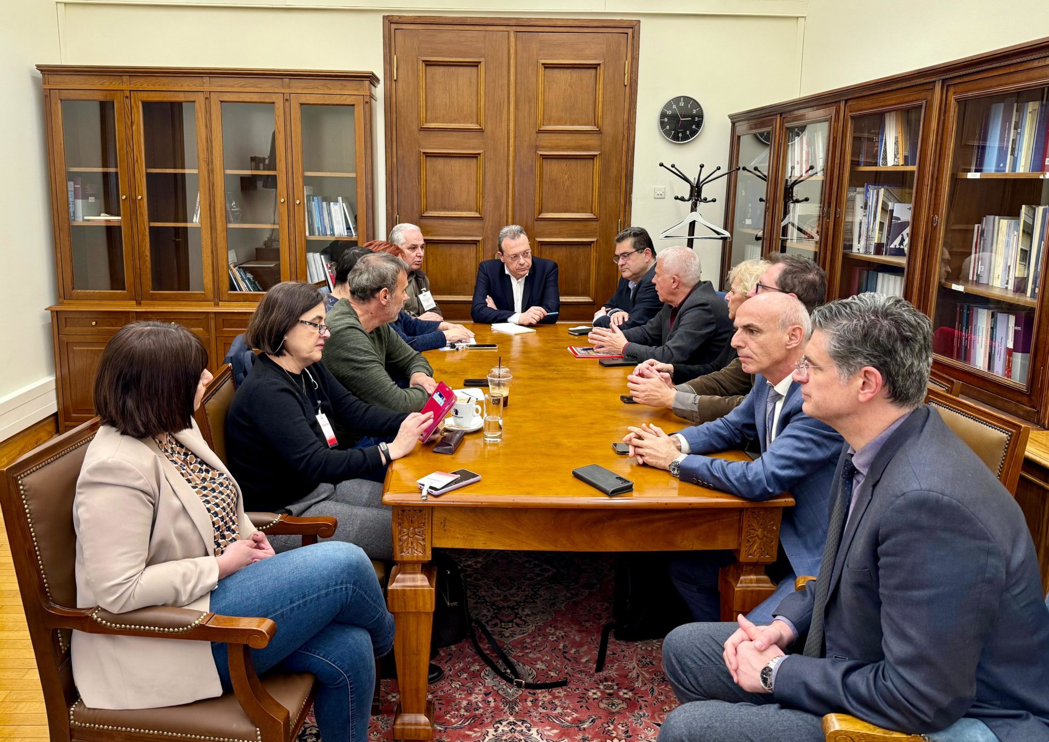 Συνάντηση Φάμελλου με την Εκτελεστική Επιτροπή της ΑΔΕΔΥ