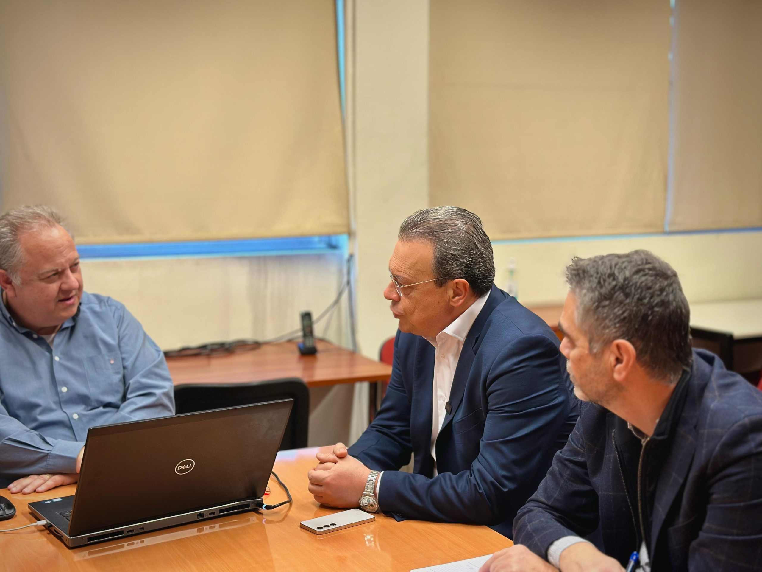 Συνάντηση Φάμελλου - Παπαζάχου