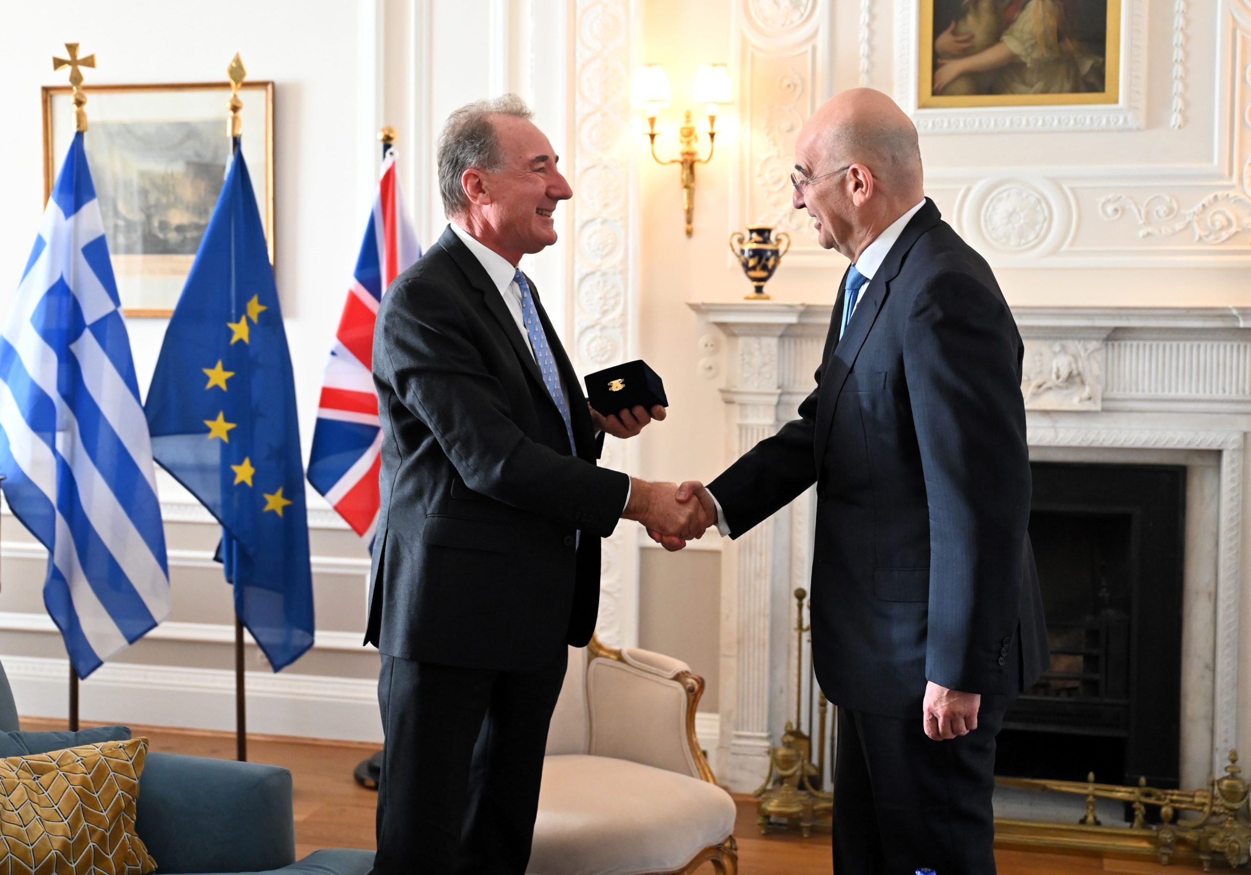 Δένδιας: Ολοκληρώθηκε η επίσκεψή του στο Ηνωμένο Βασίλειο – Στο τραπέζι των συζητήσεων η Αν. Μεσόγειος, η Μ. Ανατολή και οι γεωπολιτικές προκλήσεις