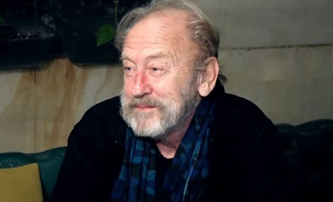 Δημήτρης Πετρόπουλος